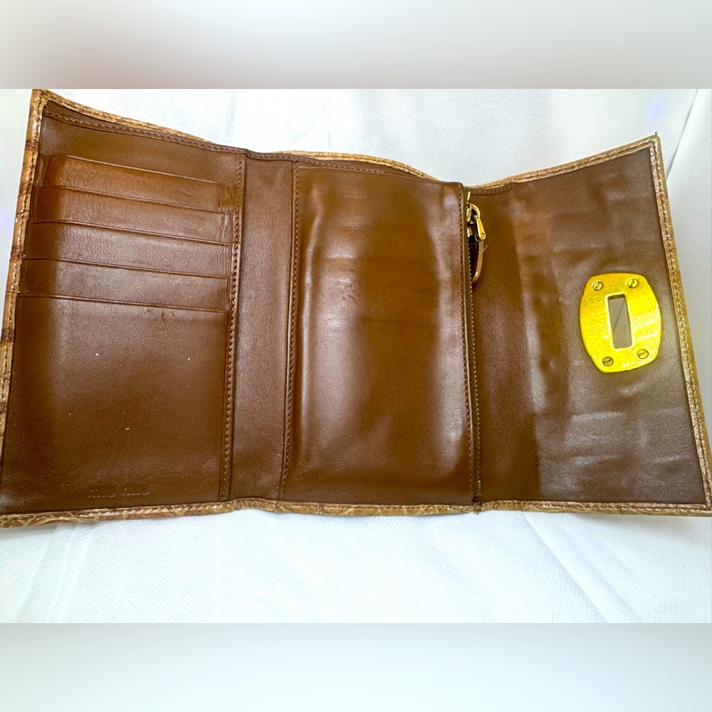 Miu Miu Wallet Zip Pocket Turn Lock RARE Vintage Miu Miu Crocodile Embossed - Picture 9 of 15
